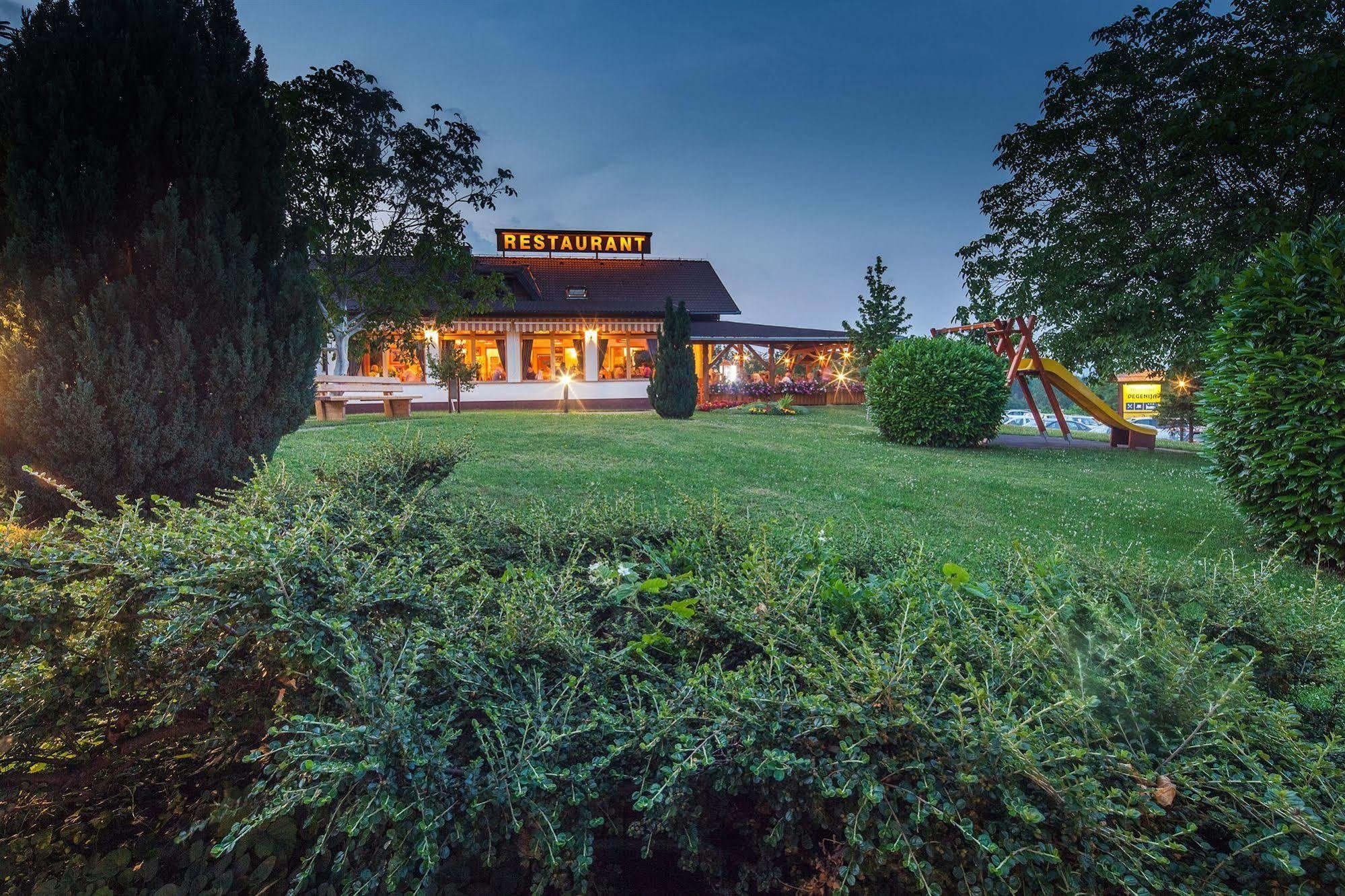 Hotel Degenija Seliste Dreznicko Exterior photo